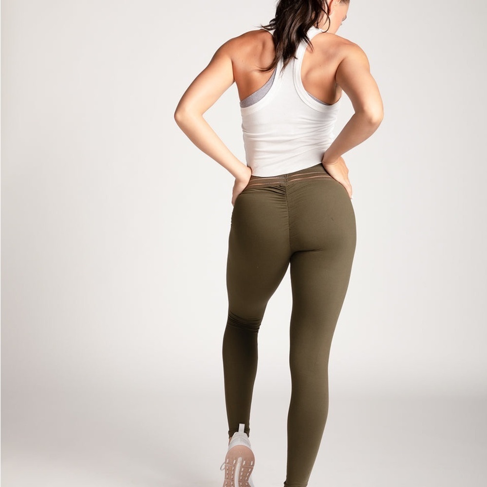 Cute booty lounge Sexy Olive new Gym And Yoga Squat Leggings Size L- X-L… - Picture 3 of 13